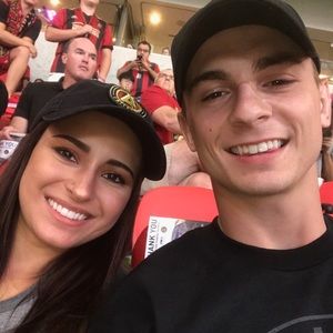 Meet your Posher, Rayne